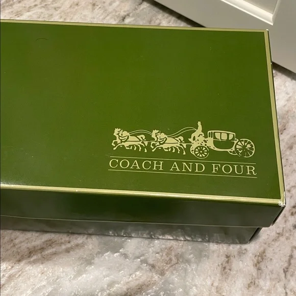 Coach and Four Women's Silver Slingback Heels - Picture 8 of 9